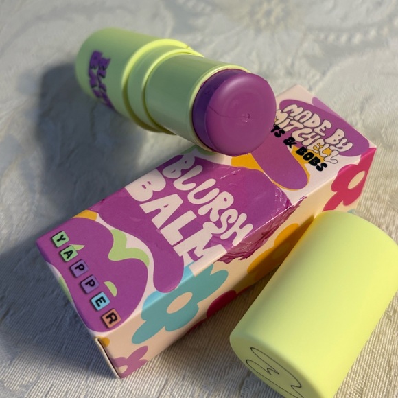 Made by Mitchell Blursh Balm Cream Blush Stick in Yapper BNIB - Picture 3 of 13